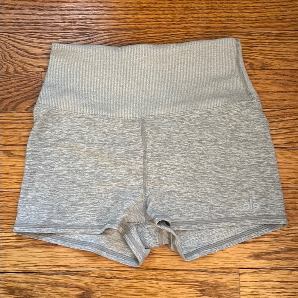 ALO Yoga Women's Gray High-Waist Shorts